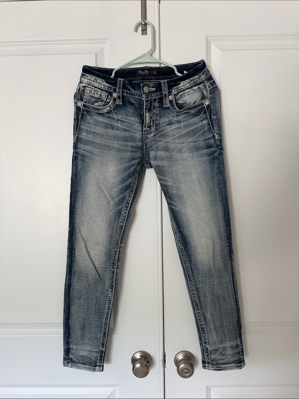 Miss Me Skinny Jeans in Faded Blue Wash